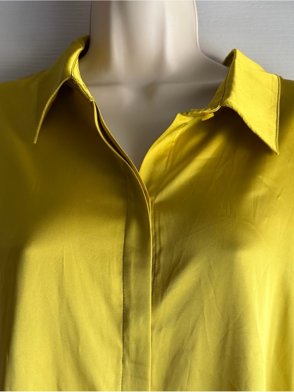 White House Black Market Satin Tuxedo Cuff Shirt - Picture 4 of 8